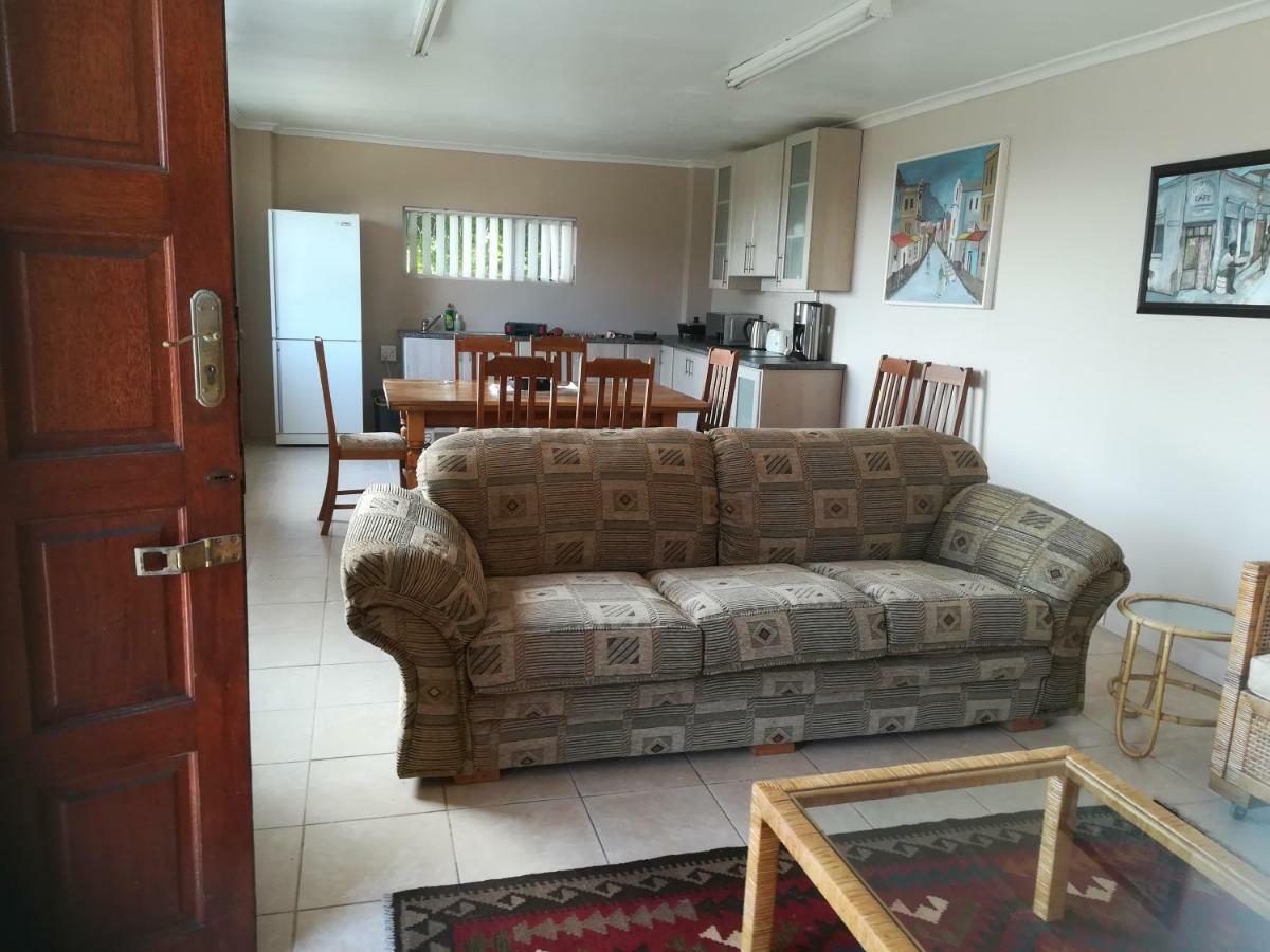 Daphne'S Place Hermanus Exterior photo
