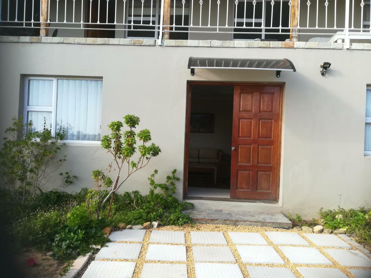 Daphne'S Place Hermanus Exterior photo